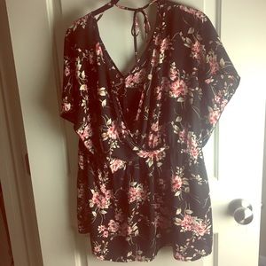 Torrid Tie Back Top Floral Black Size 2X